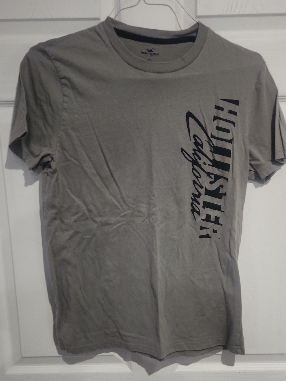 Hollister Gray Short Sleeve Crew with Black Vertical Logo